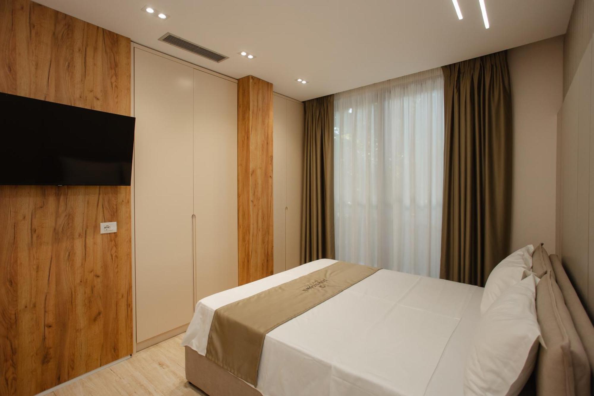 Downtown Hotel ชโคเดอร์ ภายนอก รูปภาพ