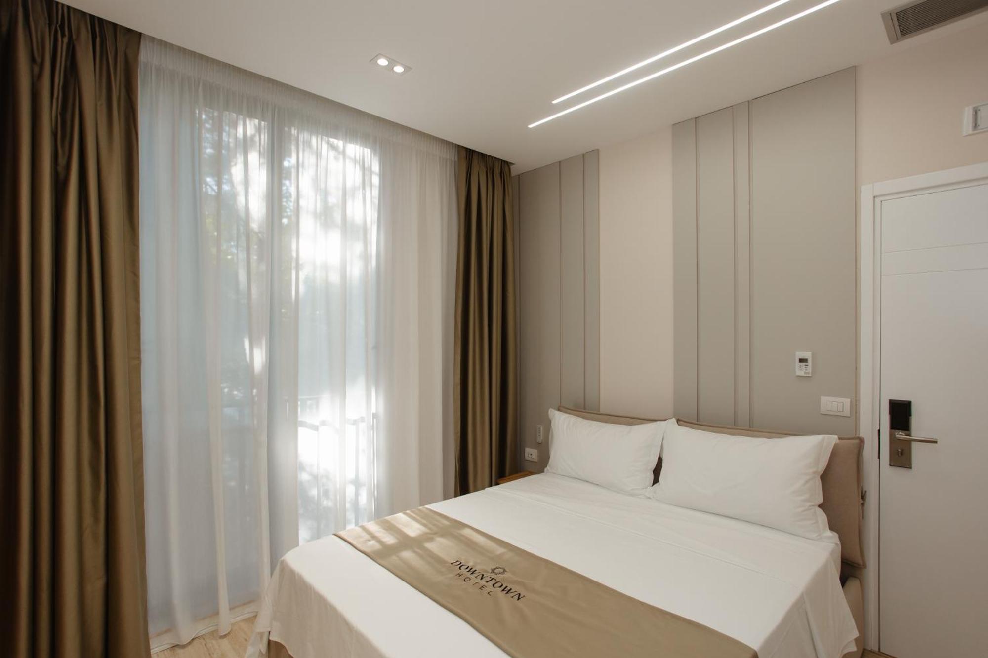 Downtown Hotel ชโคเดอร์ ภายนอก รูปภาพ