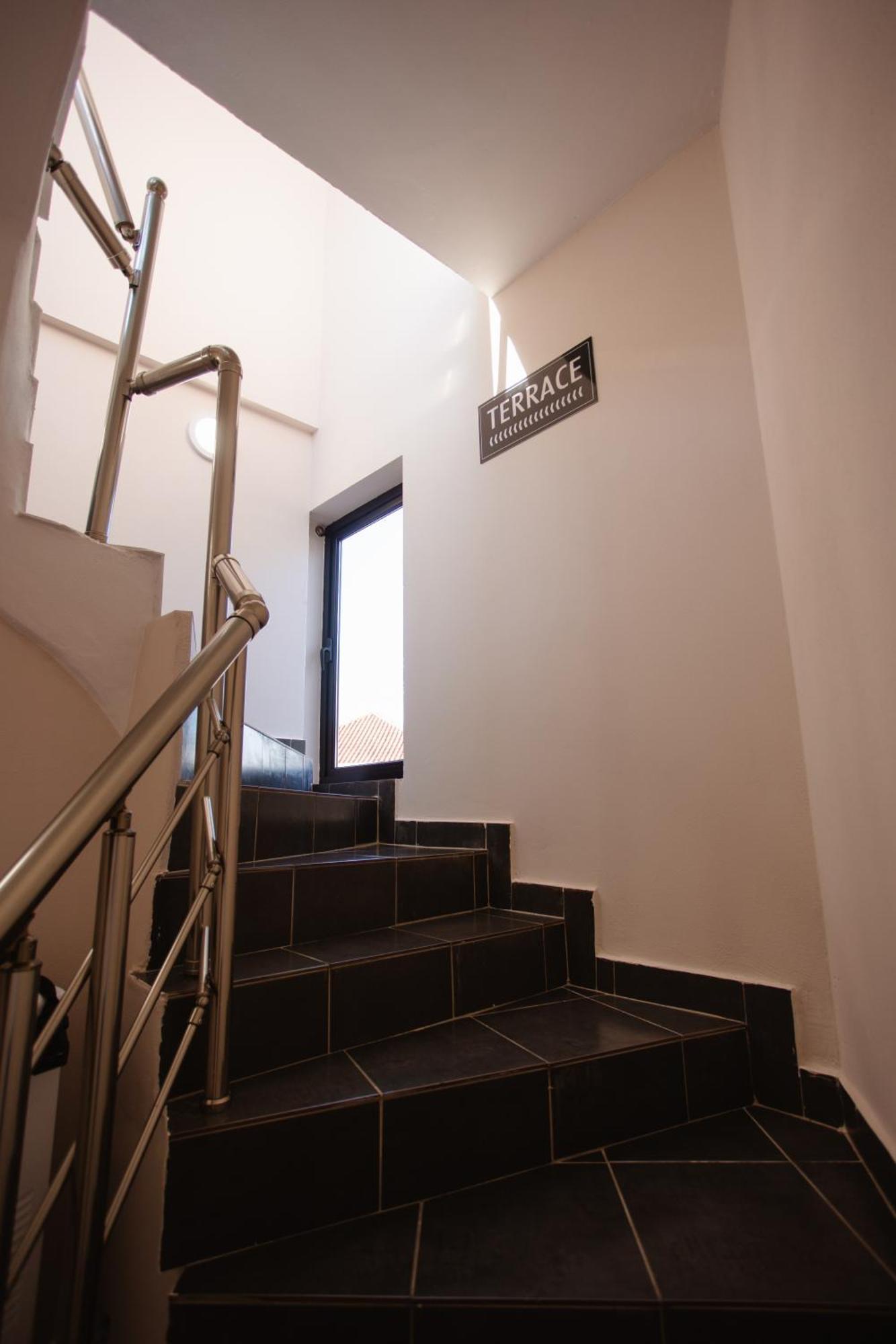 Downtown Hotel ชโคเดอร์ ภายนอก รูปภาพ