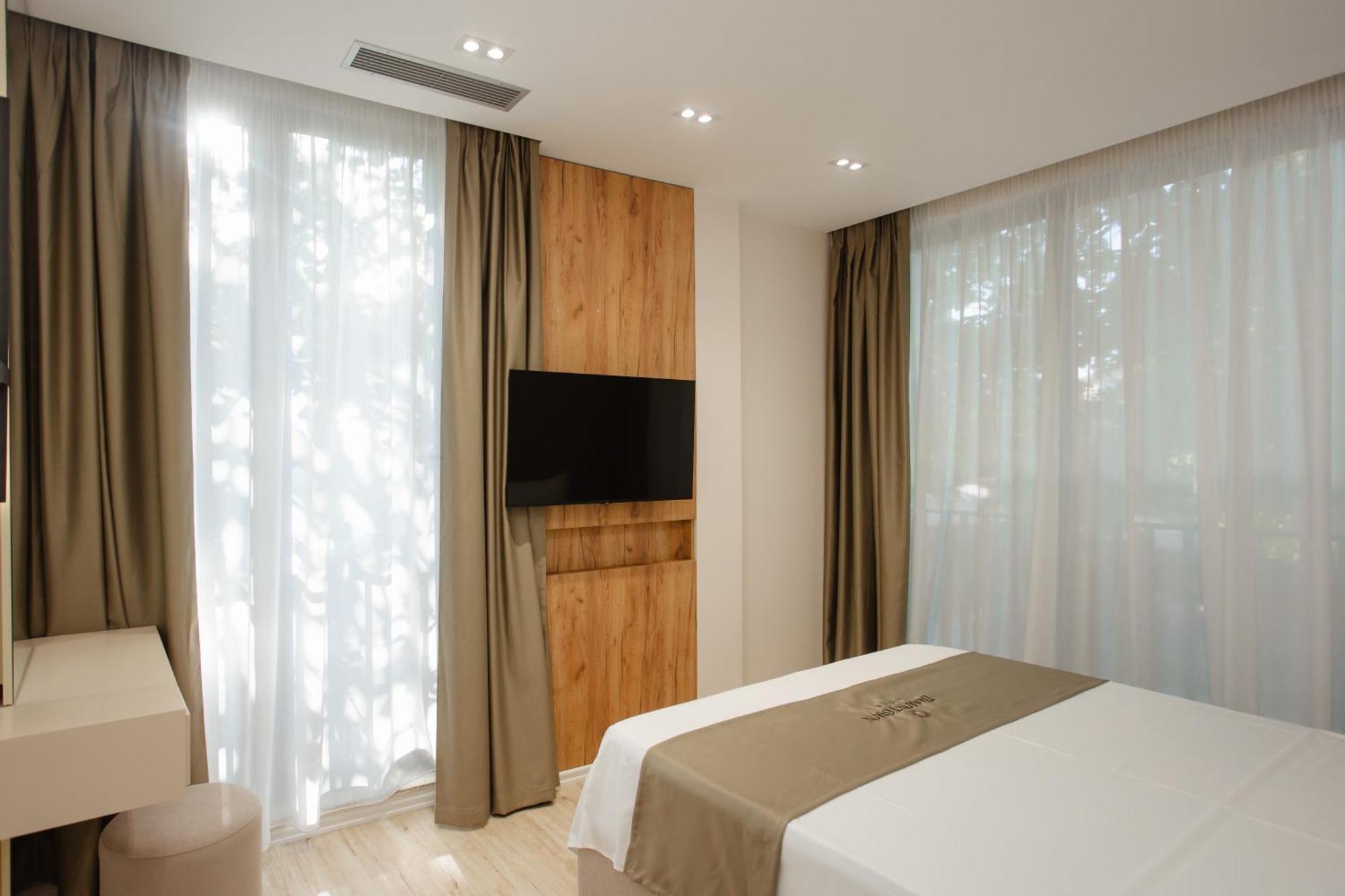 Downtown Hotel ชโคเดอร์ ภายนอก รูปภาพ